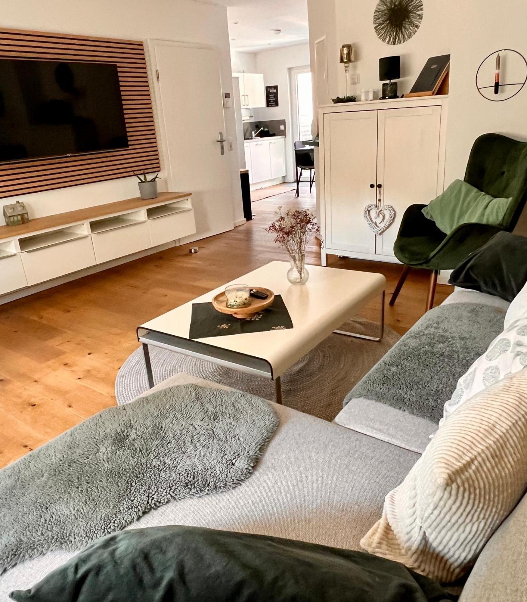 Beehome Euskirchen Bagian luar foto